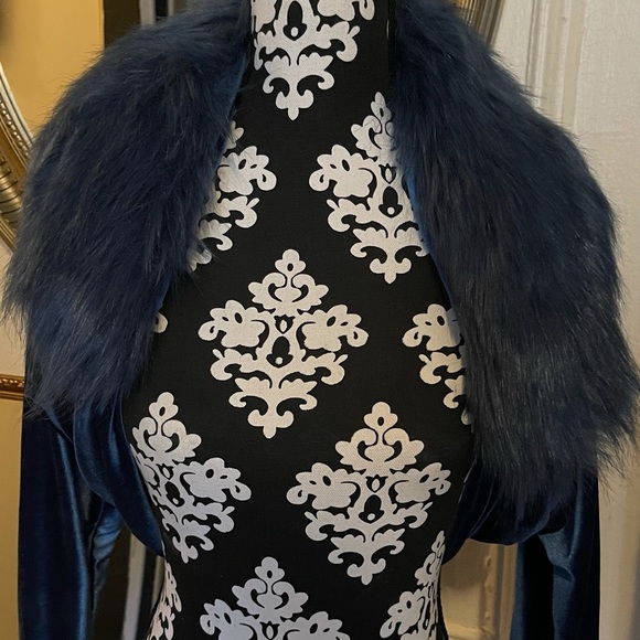 Tahari Sea BLUE - Picture 5 of 5